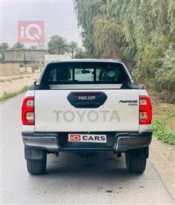 تويوتا هايلوكس